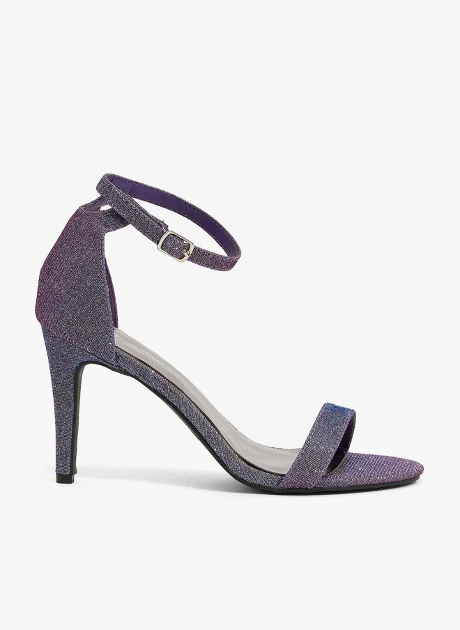 آن ميشيل صندل بكعب عالٍ