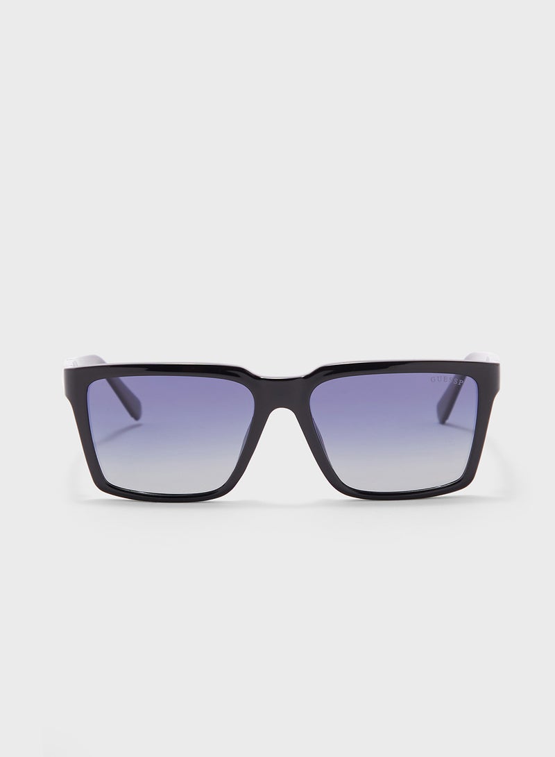 GUESS Uv Protected Oversized  Sunglasses - Image 2