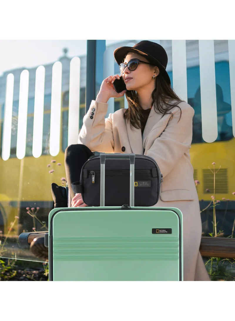 NATIONAL GEOGRAPHIC National Geographic Lodge Check-In Large Travel Suitcase, 100% PC Durable Lightweight Hard Shell Expandable Luggage, 4 Double Wheel, TSA Lock Trolley Bag Jade (71 cm/24 Inch).