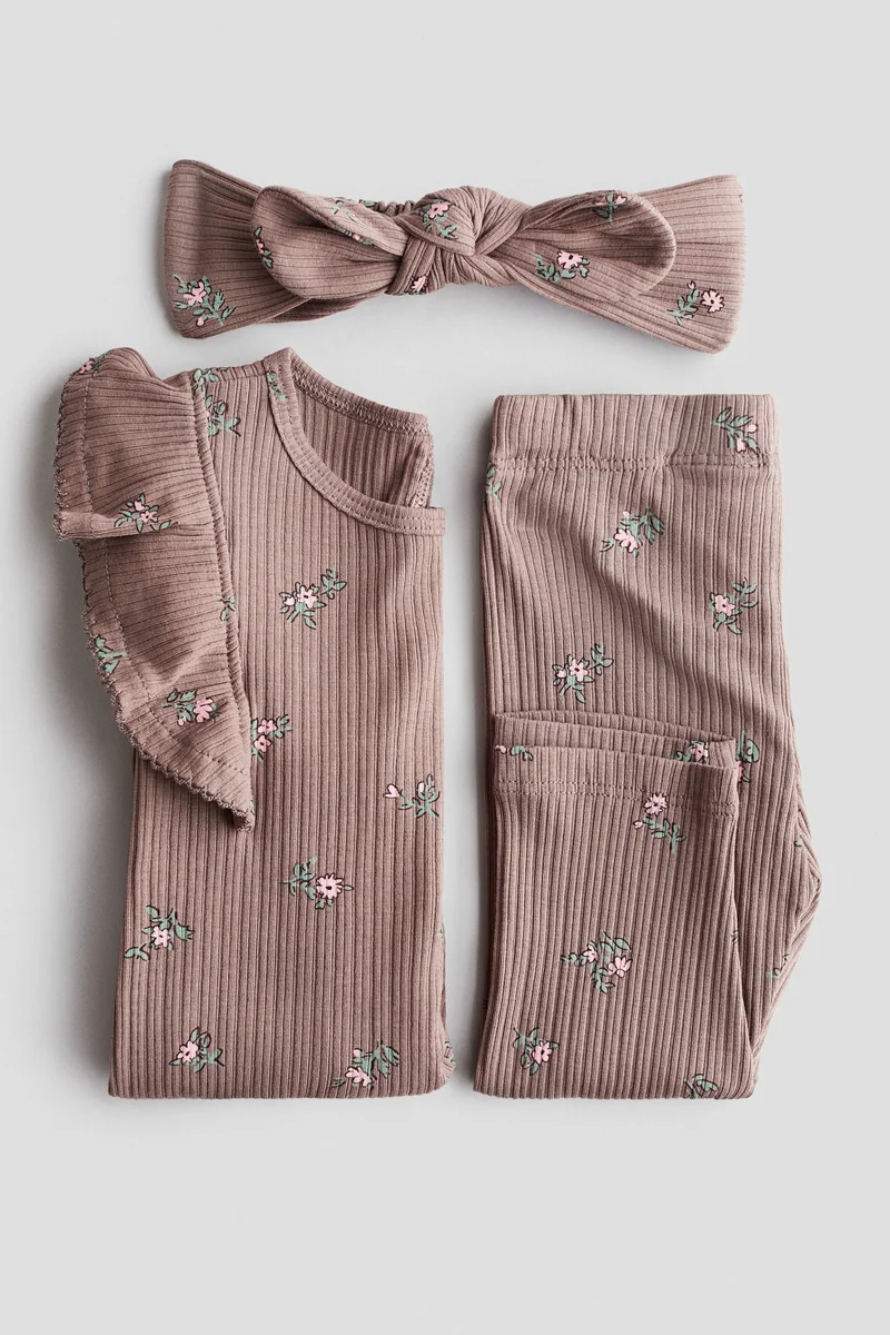 اتش اند ام طقم جيرسيه بطبعة مميزة - 3 قطع