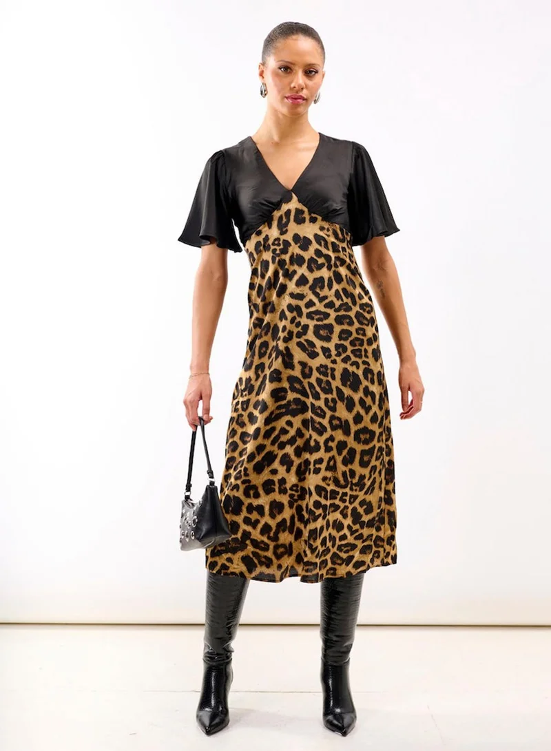 نيدز نو ليبل Leopard Printed Satin Midi Dress