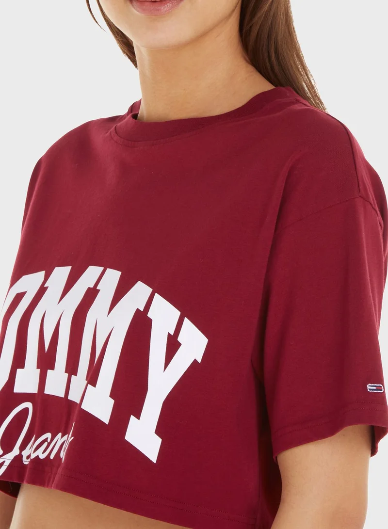 TOMMY JEANS Crew Neck Logo T-Shirt
