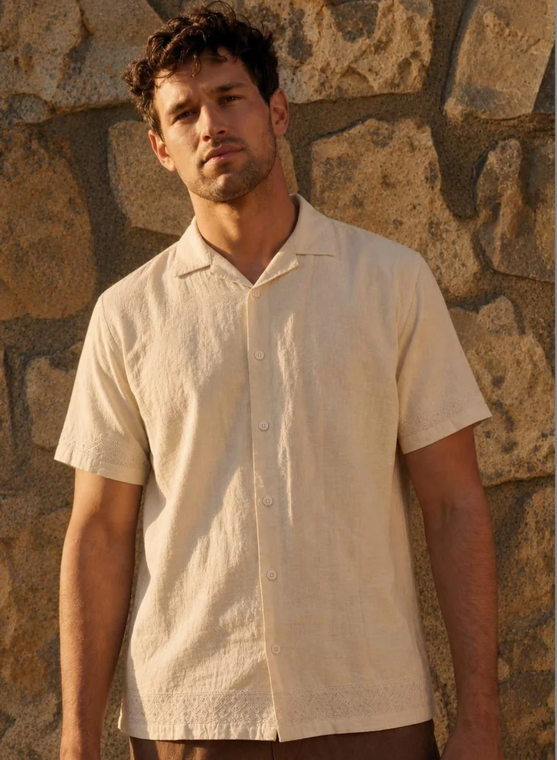 دينيس لينغو Men Beige Cotton Blend Solid Button Down Relaxed Shirt