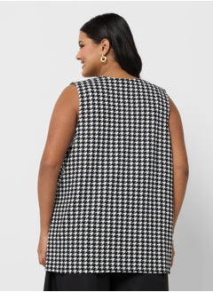 Ella Plus Longline Sleeveless Vest  - Image 2