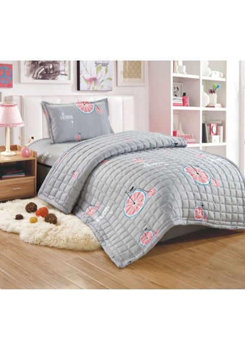 Compressed bed comforter set consisting of 3 pieces, children's drawings