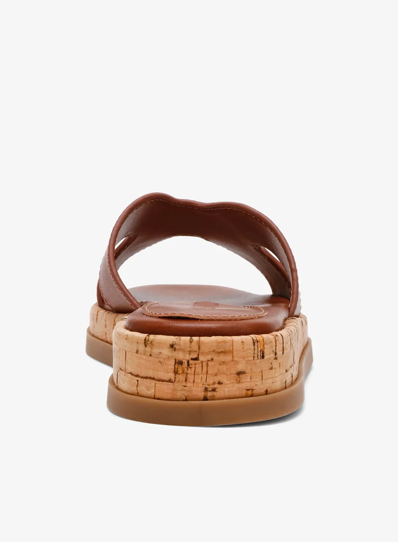 ستيف مادن صنادل مسطحة مفتوحة من الأمام