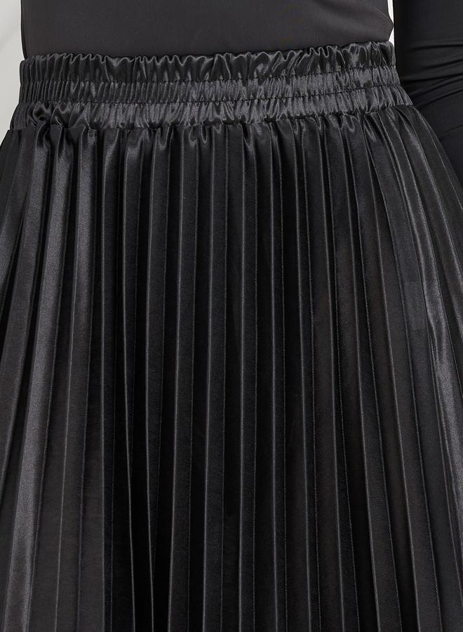 Styli تنورة طويلة من الساتان بطيات عالية الارتفاع على شكل حرف A  - Image 3