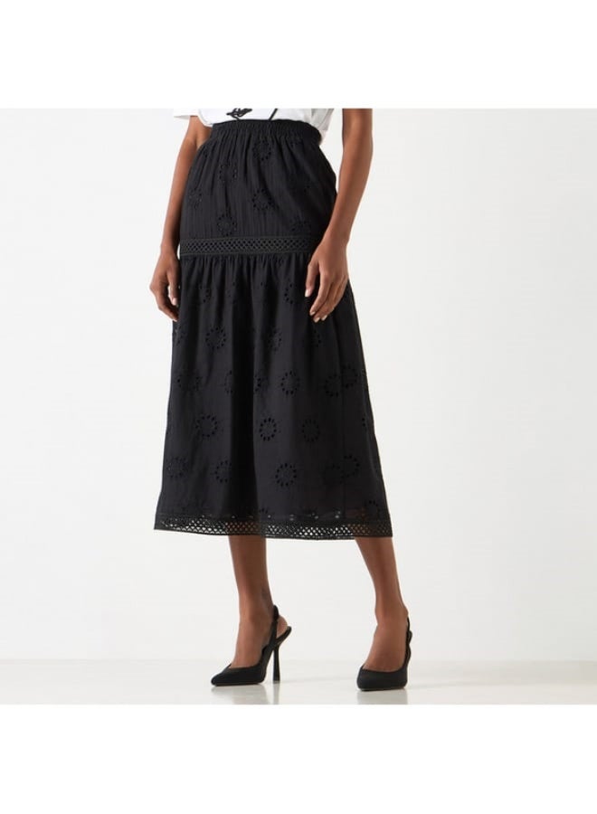 2Xtremz 2xtremz Schiffli Textured A-line Midi Skirt with Elasticated Waistband  - Image 3