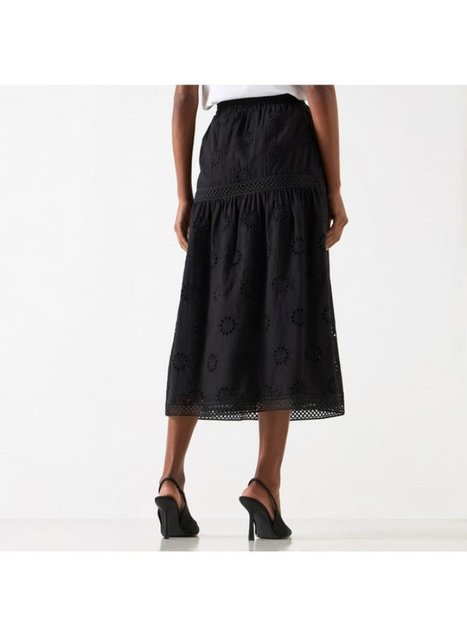 2Xtremz 2xtremz Schiffli Textured A-line Midi Skirt with Elasticated Waistband  - Image 4