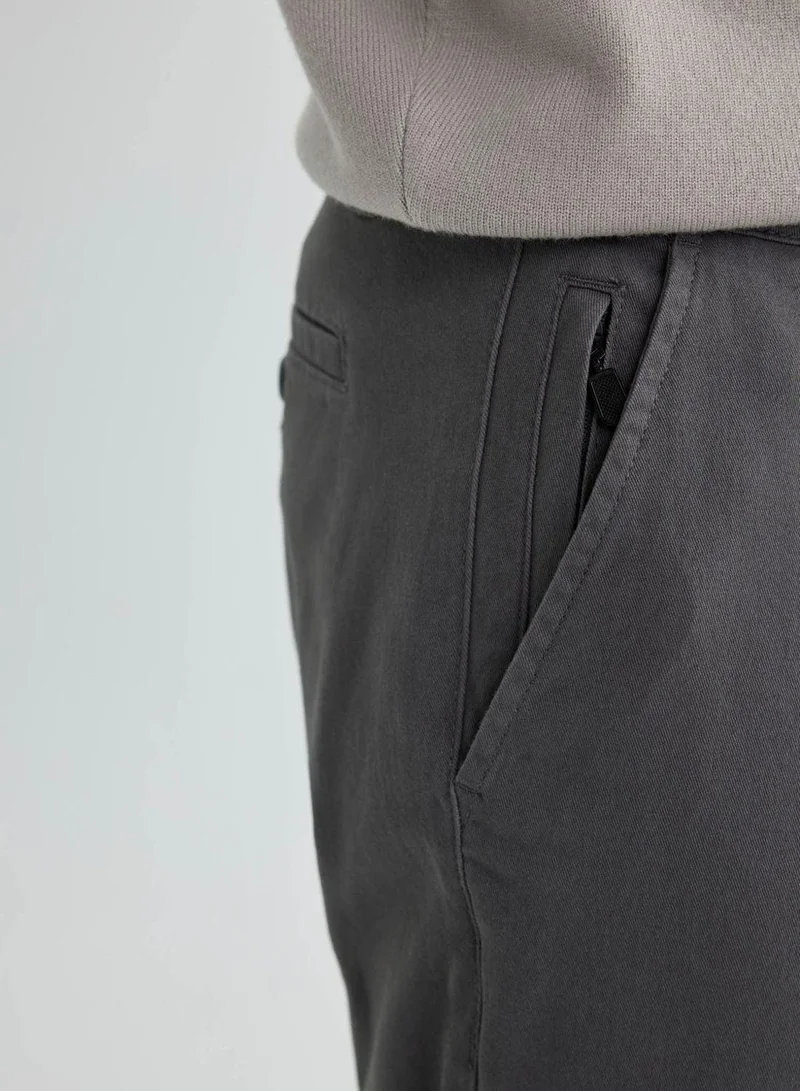 DeFacto Regular Fit Zipper Pocket Gabardine Chino Pants