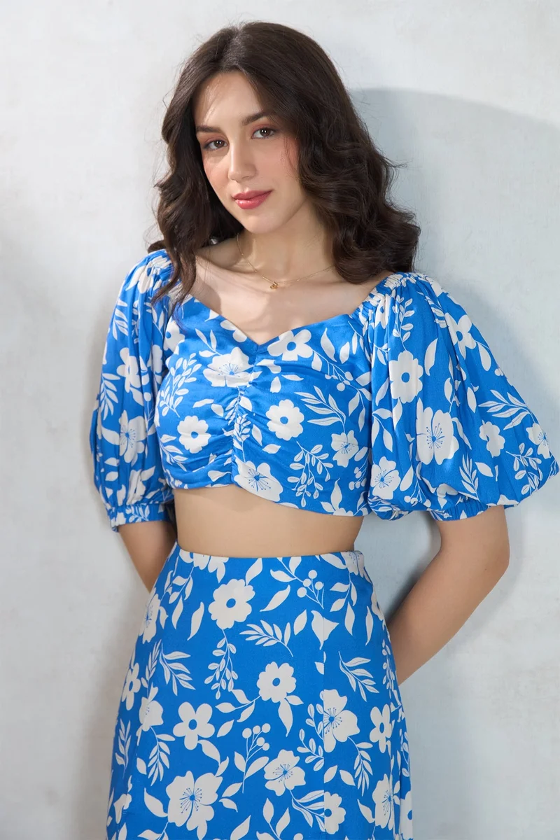 فيرجيو Floral Modal Floral Sweatheart Neck Croptop for Women