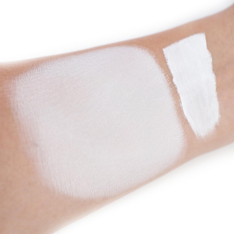 IS'MINE White Liquid Foundation Makeup, Matte Flawless Finish Foundation, Vegan & Cruelty-Free (1.05 Fl Oz, 041) - Image 2