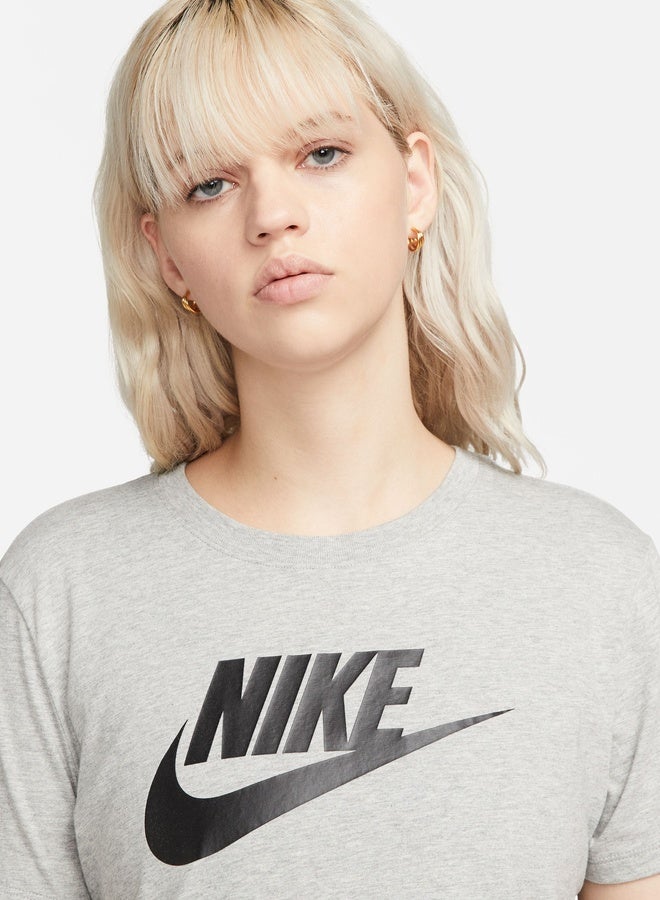 Nike Women’S Nike Sportswear Tee Essential Icon Futura - Image 3