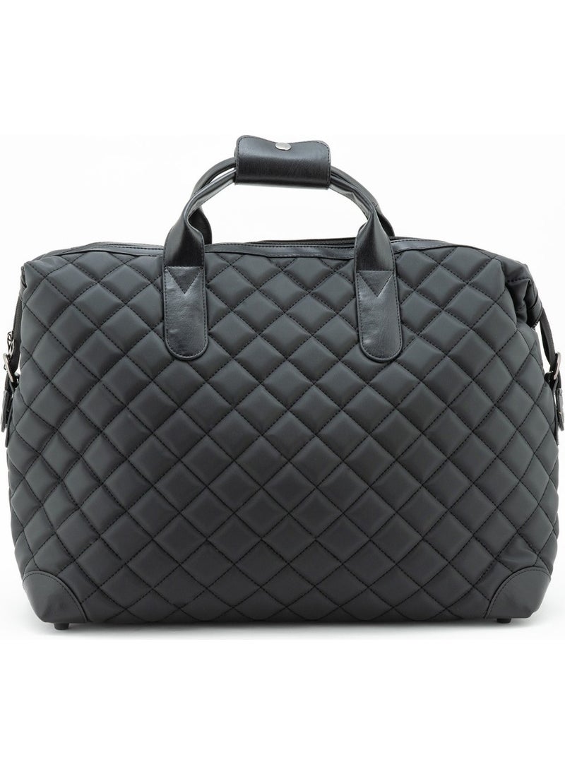 Case Club - Women's Travel Bag - Image 1