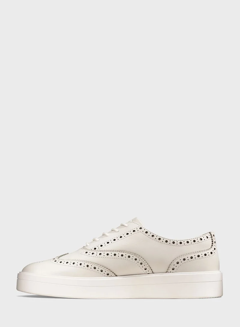 clarks Hero Brogue Sneakers