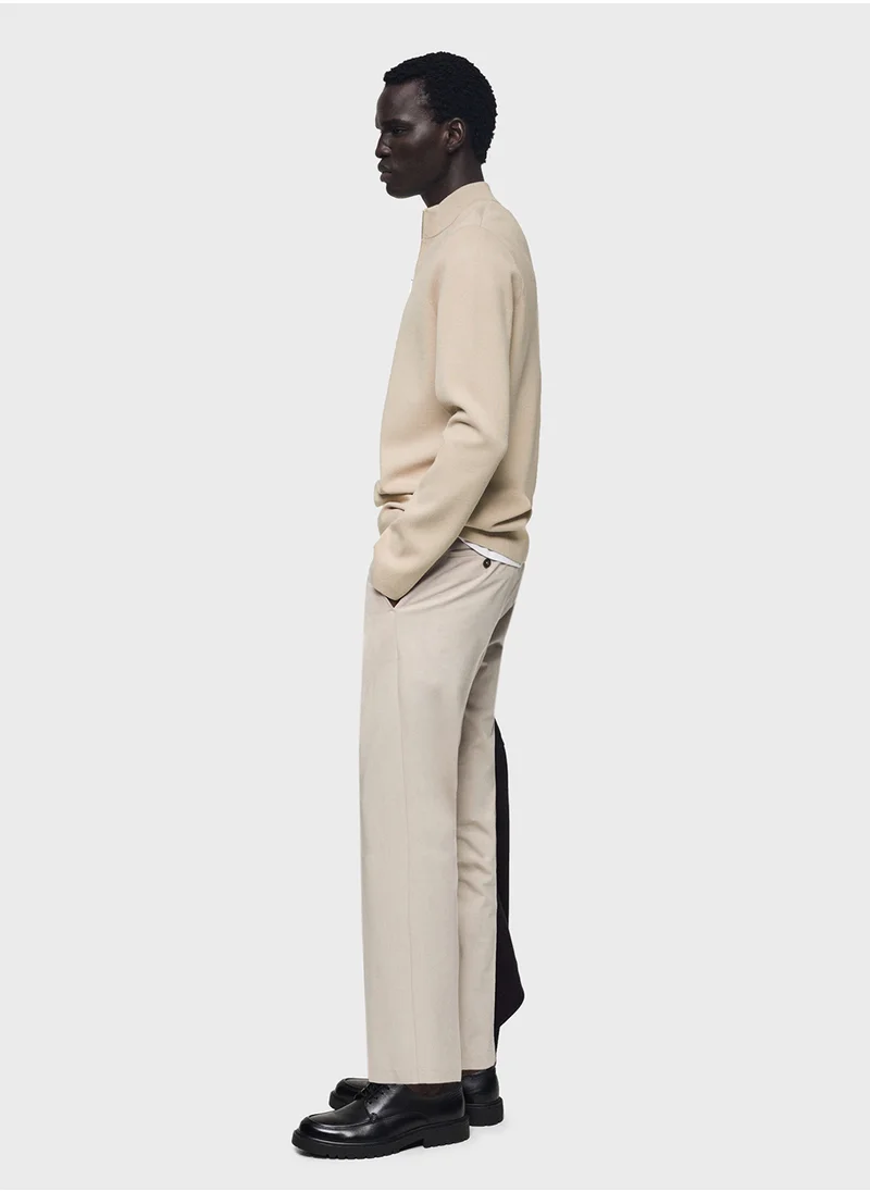 مانجو مان Zipped High Collar Sweater