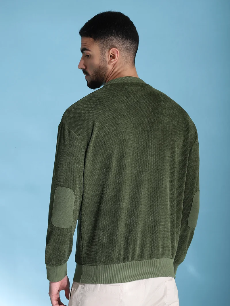 بيونغ سترة قطنية خضراء زيتونية بمرقعات عند المرفق