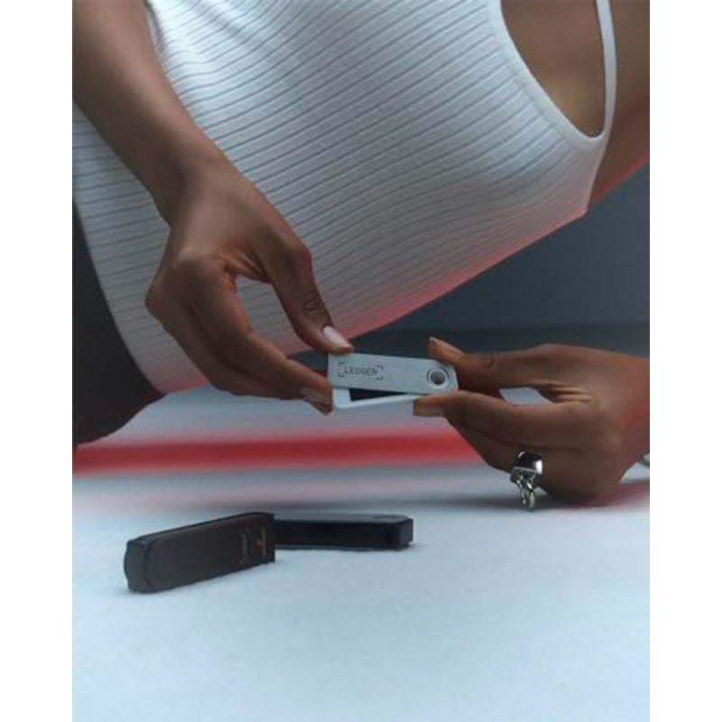 Nano X 3 Pack - توقيعات محفظة تشفير آمنة - متوافقة مع Bluetooth وiOS - حماية ما تملكه بسهولة - نسخ احتياطية كلاسيكية لمزيد من الحرية - Image 5