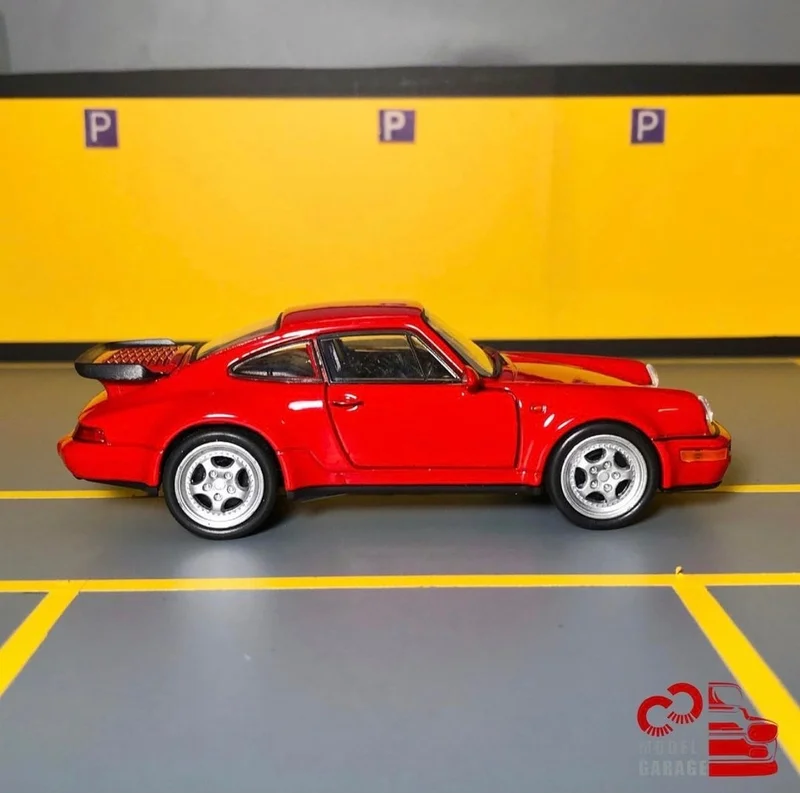 توبروك ستور Porsche 911 Turbo 1/36 Scale *c&c Model Garage* Pull Drop Diecast Metal Model Toy Car