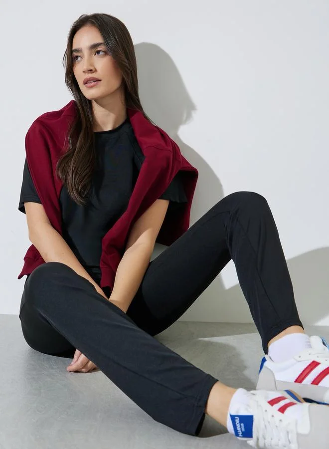ستايلي Black Short Sleeve T-Shirt and Leggings Co-Ords