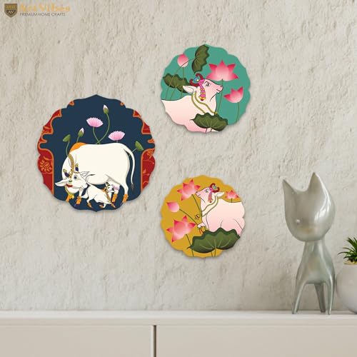 Artvibes Sacred Cow Pichwai Art Round Shape MDF Wooden Wall Decor Items | Living Room | Handcrafted Art | Wall Poster | Aesthetic Wooden Decor | Art Print | Unique Gift Items (WH_8814N), Set of 3 - Image 3