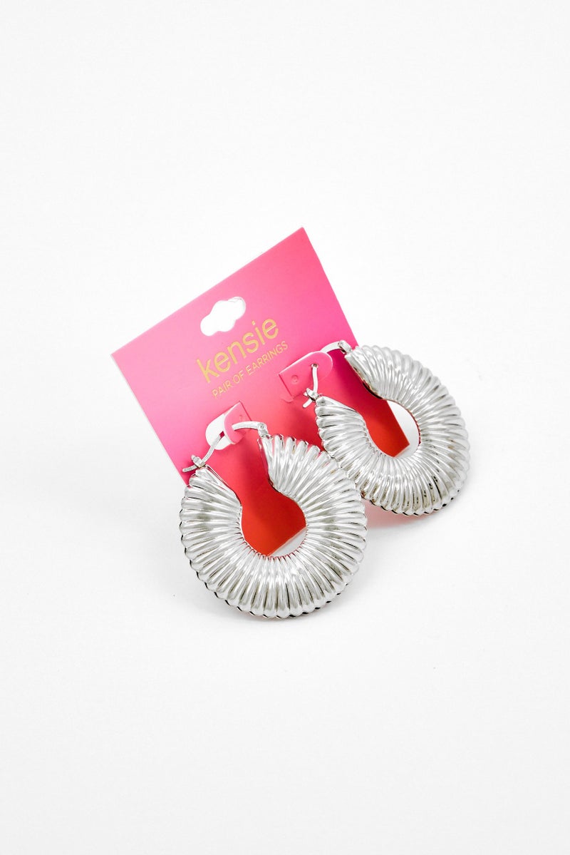 Kensie Women 1 Pair Fancy Hoop Puffed Scalloped Earrings, Silver - Image 1