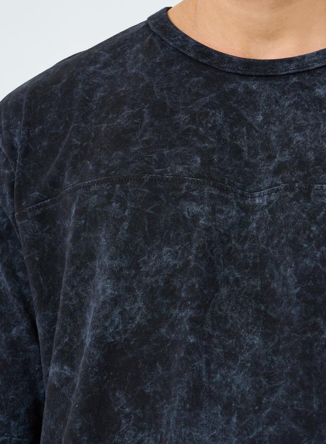 ستايلي تيشيرت واسع مغسول بلون أسود للرجال - Image 4