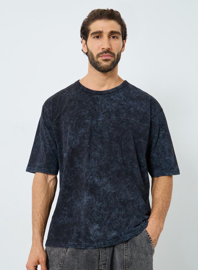 ستايلي تيشيرت واسع مغسول بلون أسود للرجال - Image 1