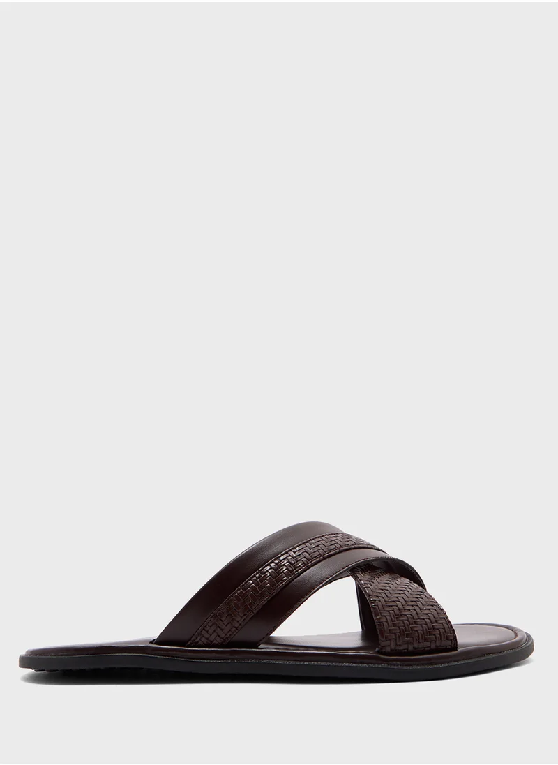 روبرت وود Cross Strap Sandal