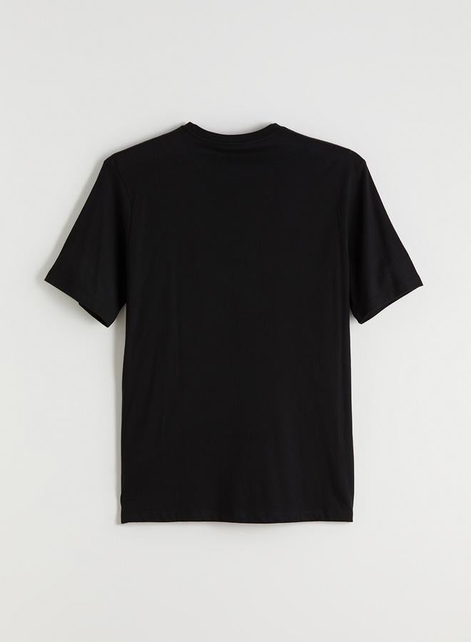 LC WAIKIKI Men's Basic Black T-shirt - Image 2