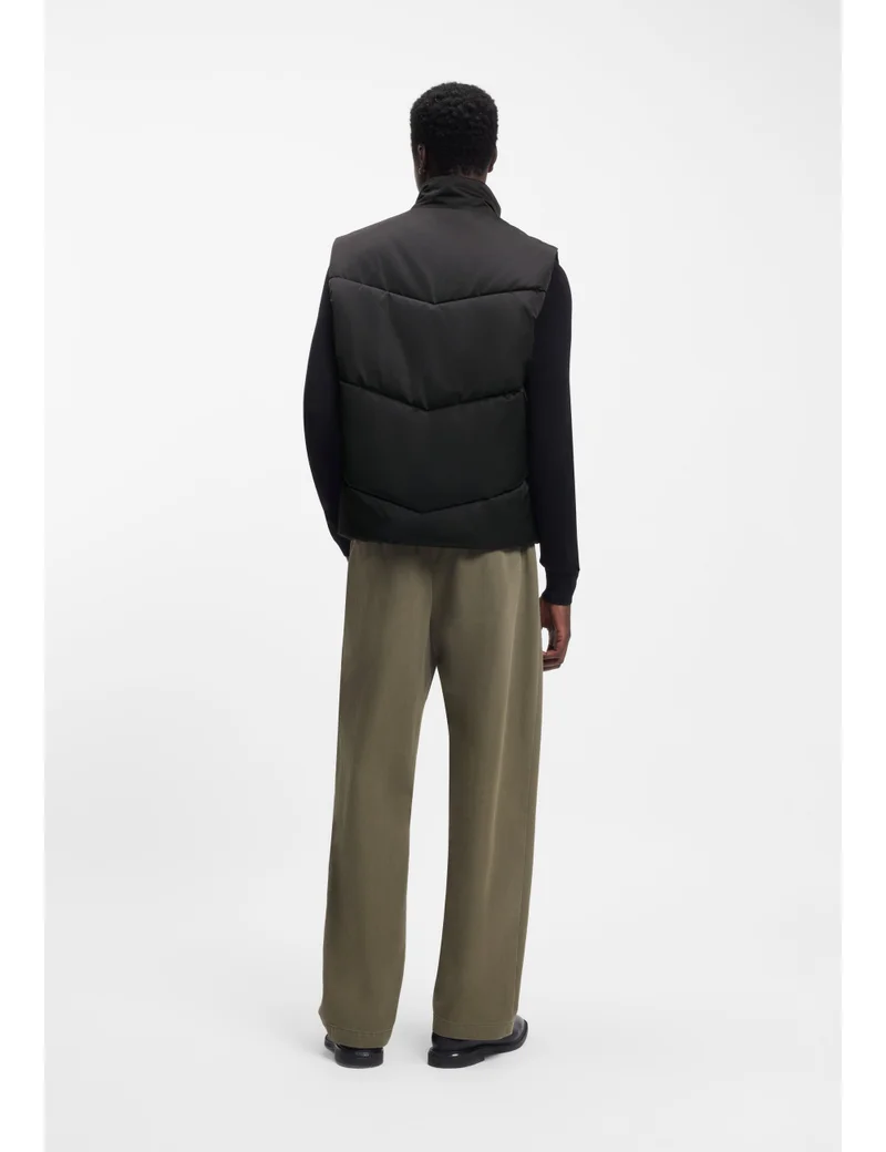 HUGO Water-repellent gilet with tonal logo