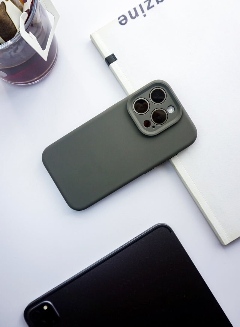 iPhone 15 Pro Silicone Case with MagSafe Grey - Image 2