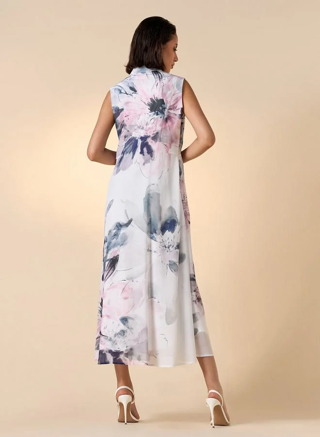 ايكونيك فستان ميدي دون أكمام بياقة عادية وطيات وطبعات من آيكونيك