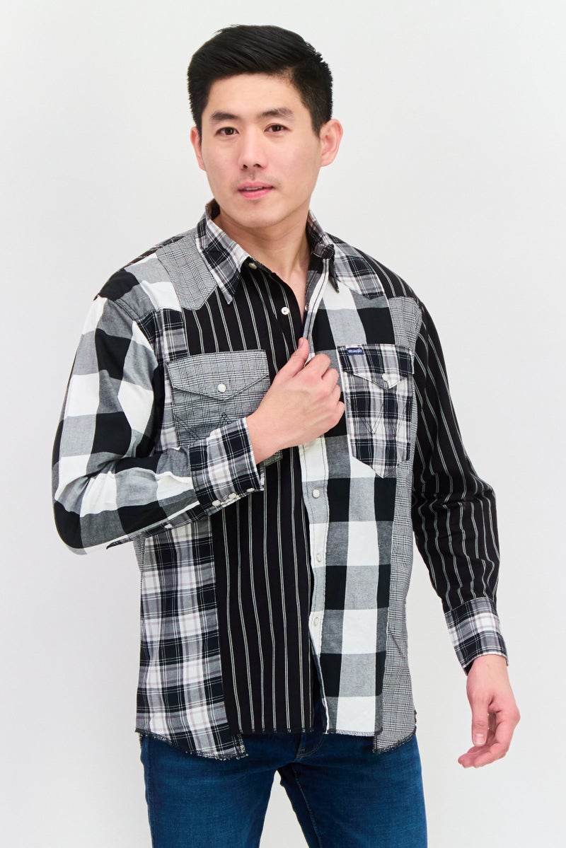 Wrangler Men Regular Fit Allover Print Short Sleeves Casual Shirt, Black - Image 1