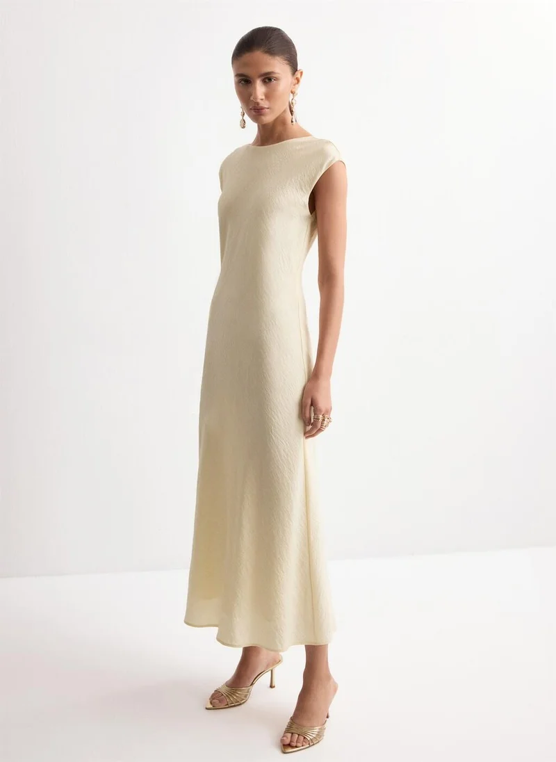 مانجو Open-back textured dress