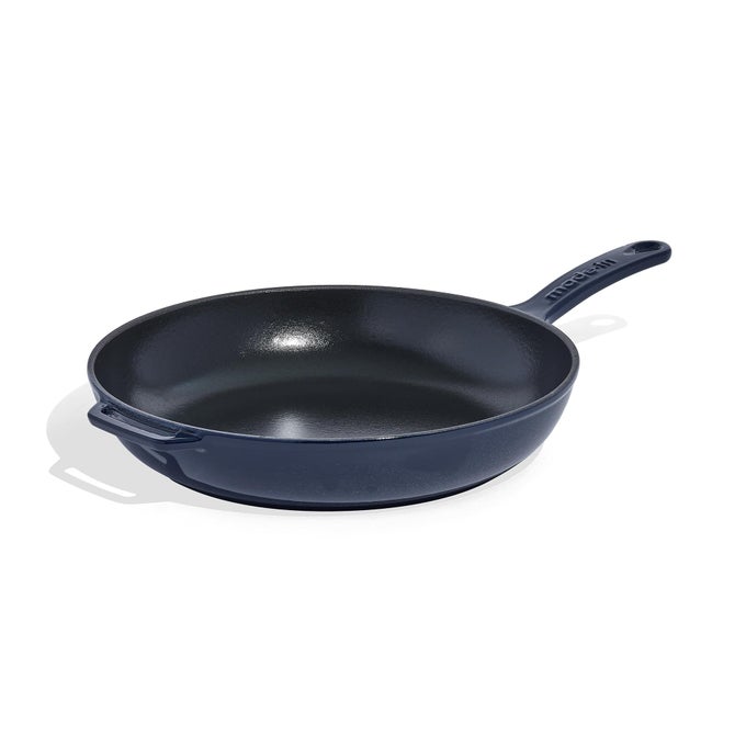 MADE IN COOKWARE ENAMELED CAST IRON SKILLET BLUE EXCEPTIONAL HEAT RETENTION DURABILITY PROFESSIONAL COOKWARE CRAFTED IN FRANCE INDUCTION COMPATIBLE