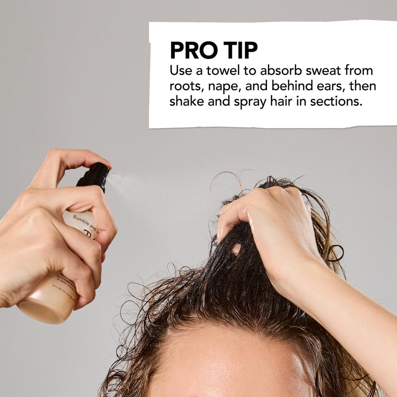 Bumble and Bumble بامبل و بامبل. مسحوق جاف غير مضغوط بعد التمرين | ينظف الشعر المتعرق + يقضي على الرائحة | للشعر المجعد، المموج، المستقيم، 4 أونصة سائلة - Image 4