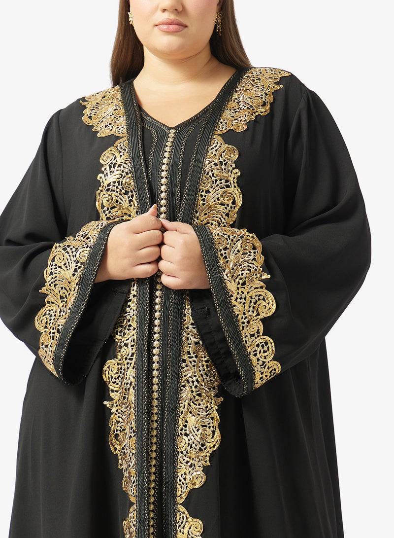 Khizana Plus Size Embroidered Abaya - Image 3