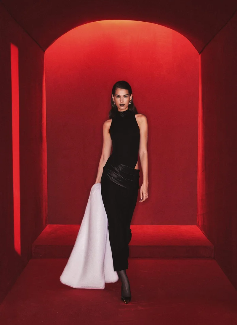 Lichi Maxi dress with satin skirt and side slit