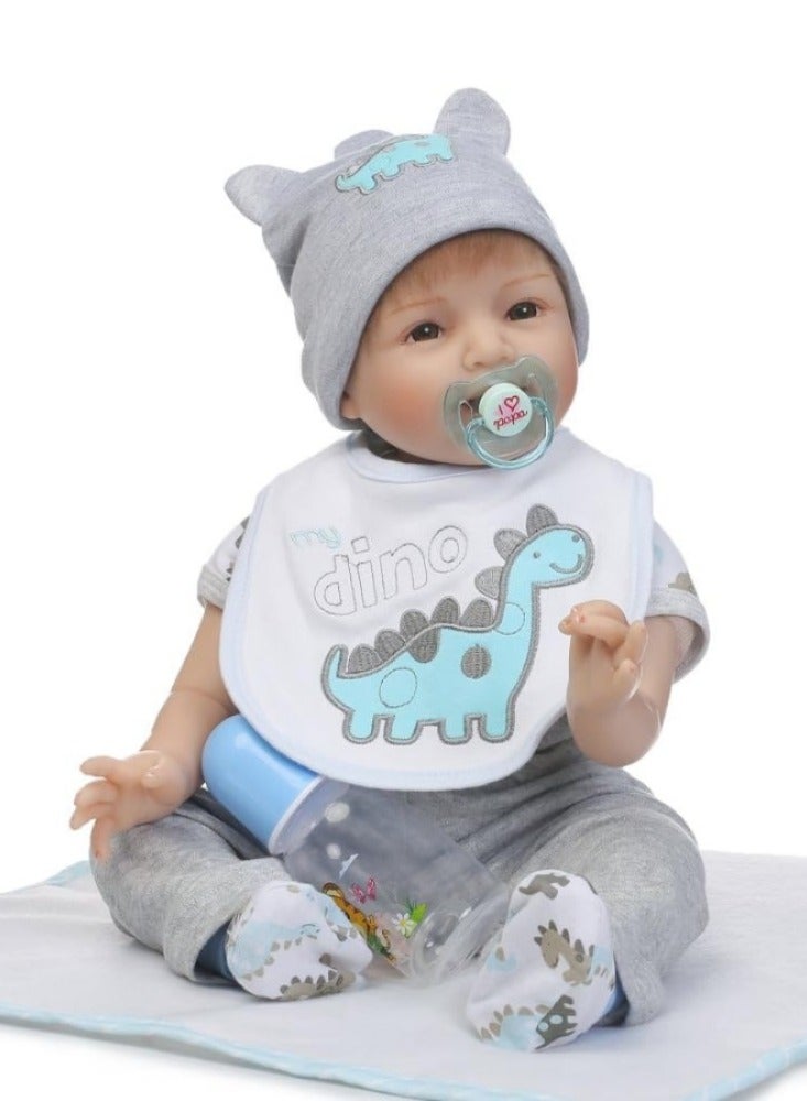 دمية ريبورن للأطفال مع لعبة احتضان محشوة مقاس 22 بوصة قابلة للتحريك على مفاصل الذراعين والساقين 22بوصة - Image 1