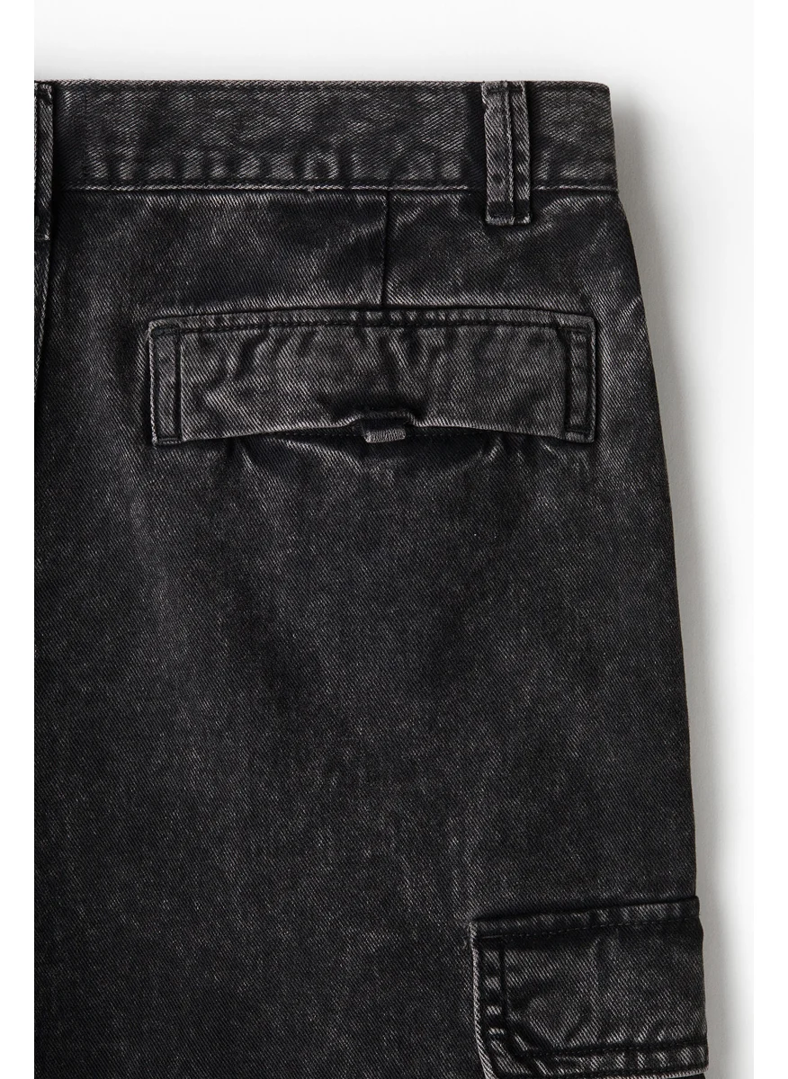 H&M Loose Cargo Jeans