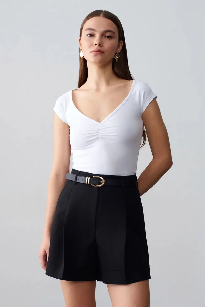 DILVIN Women's Slim Fit V-Neck Cotton T-Shirt