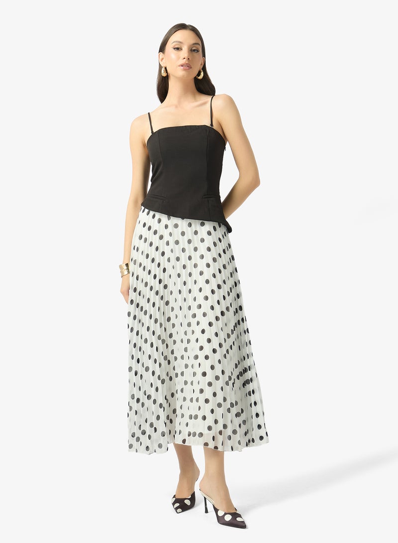 Style Cheat Bandeau Pleated Dress - Image 4