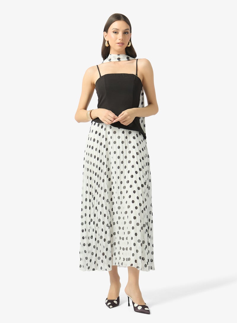 Style Cheat Bandeau Pleated Dress - Image 1
