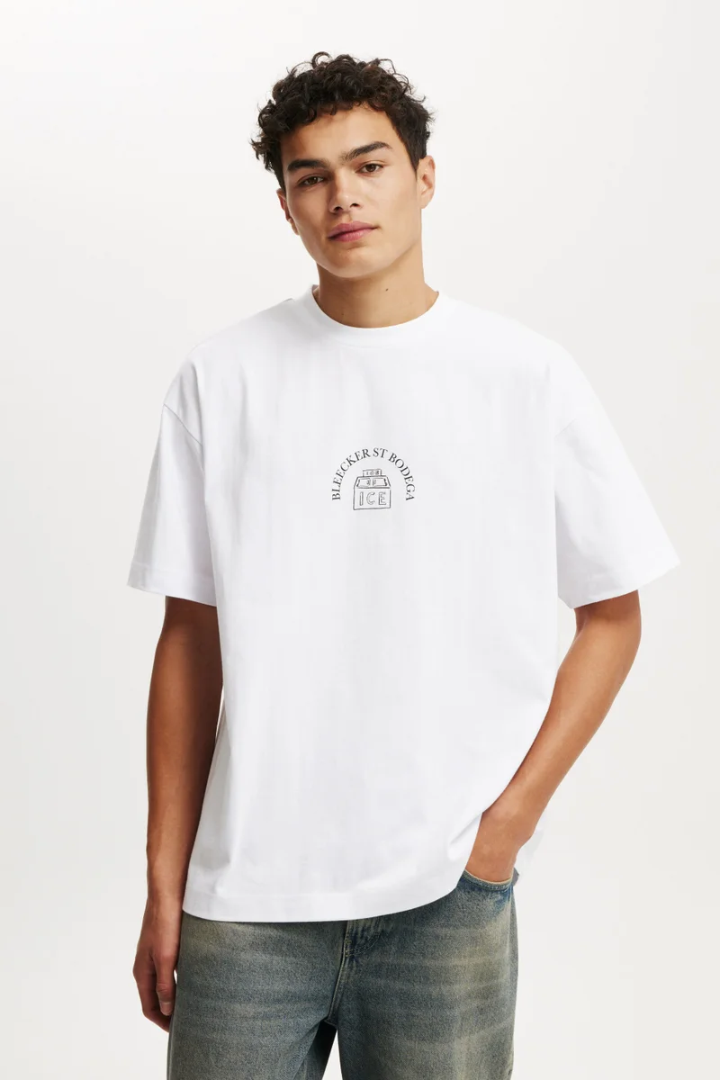 كوتون اون Box Fit Graphic T-Shirt