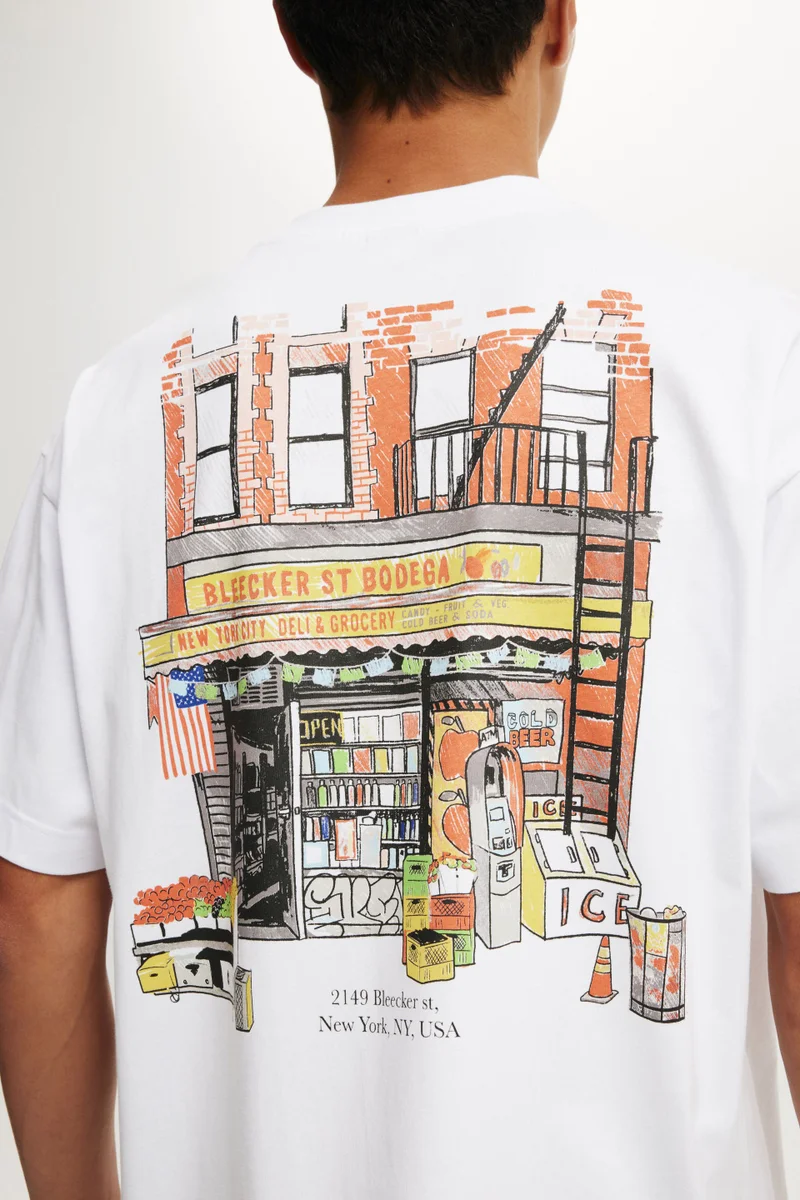 كوتون اون Box Fit Graphic T-Shirt