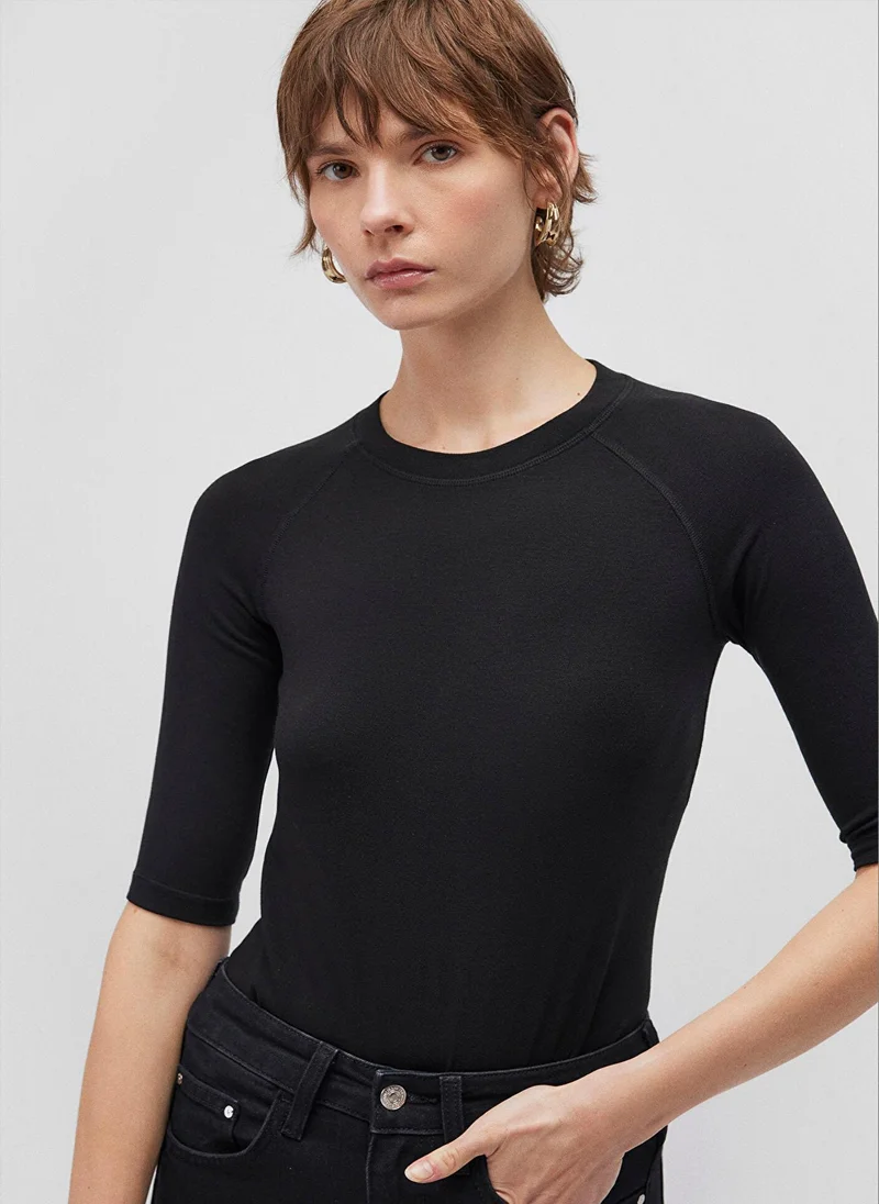 MAVI Black T-Shirt