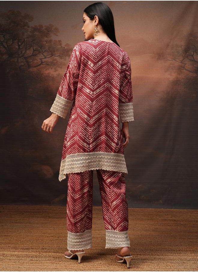 Vishudh Printed V-Neck Lace Trims Tunic with Trousers Co-Ords by Styli  - Image 3
