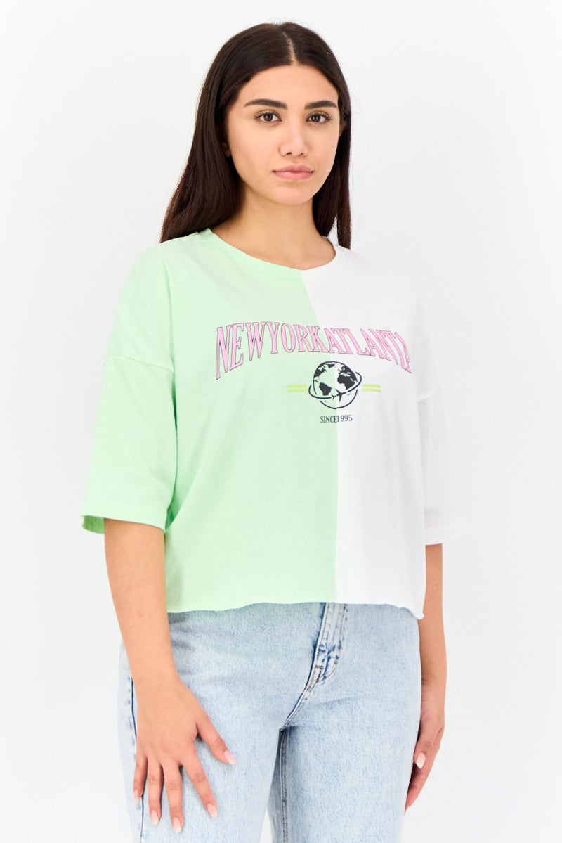 ONLY تي شيرت قصير الأكمام بطباعة جرافيك للنساء، بياقة دائرية، متعدد الألوان - Image 1