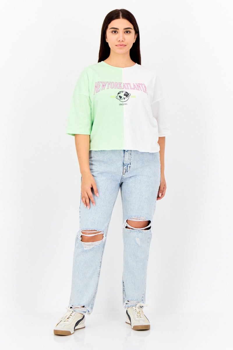 ONLY تي شيرت قصير الأكمام بطباعة جرافيك للنساء، بياقة دائرية، متعدد الألوان - Image 4